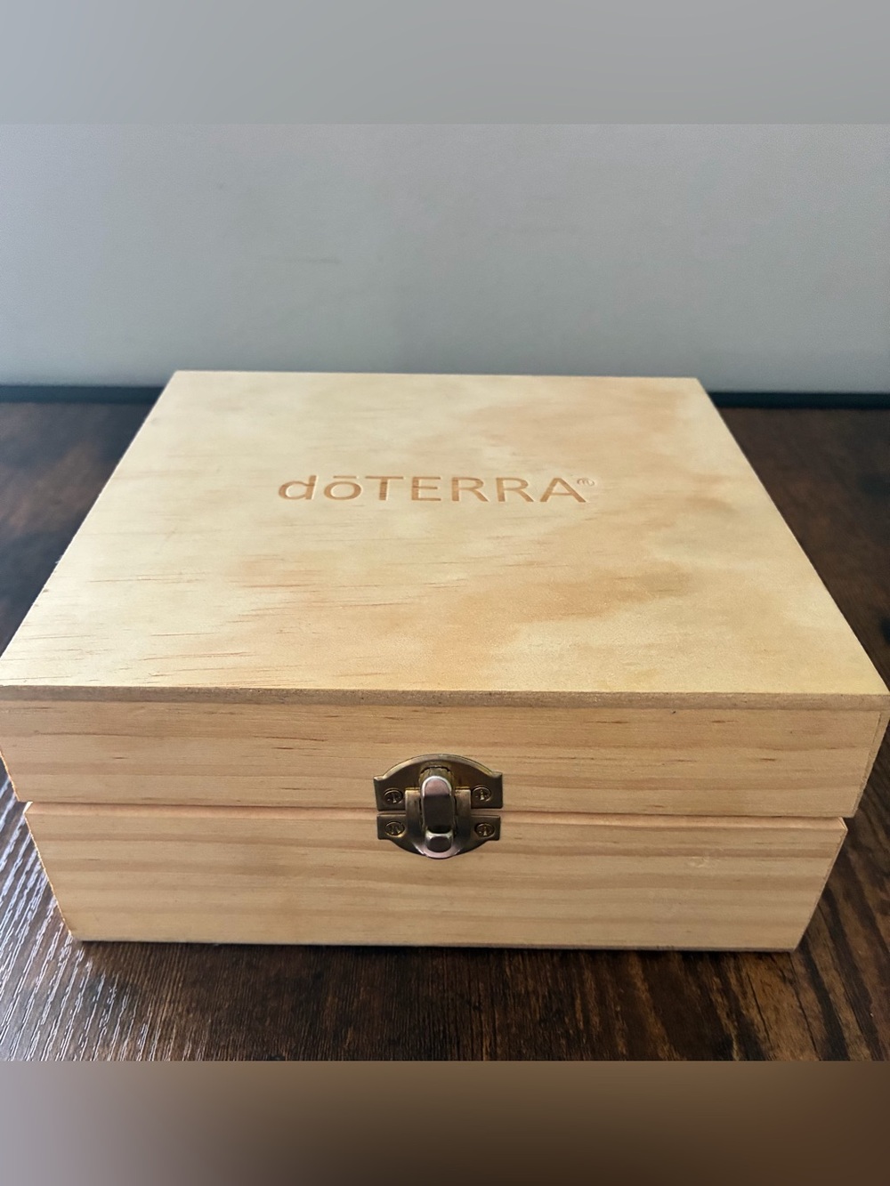 dōTERRA Wooden Storage Box in Light Natural Finish